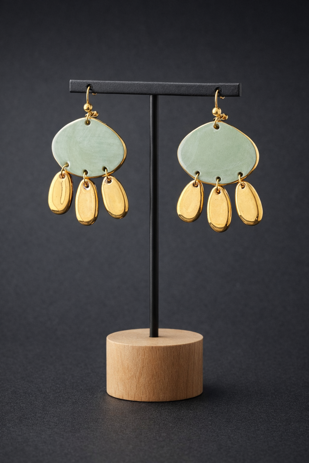 Verdia Handmade Dangle Earrings